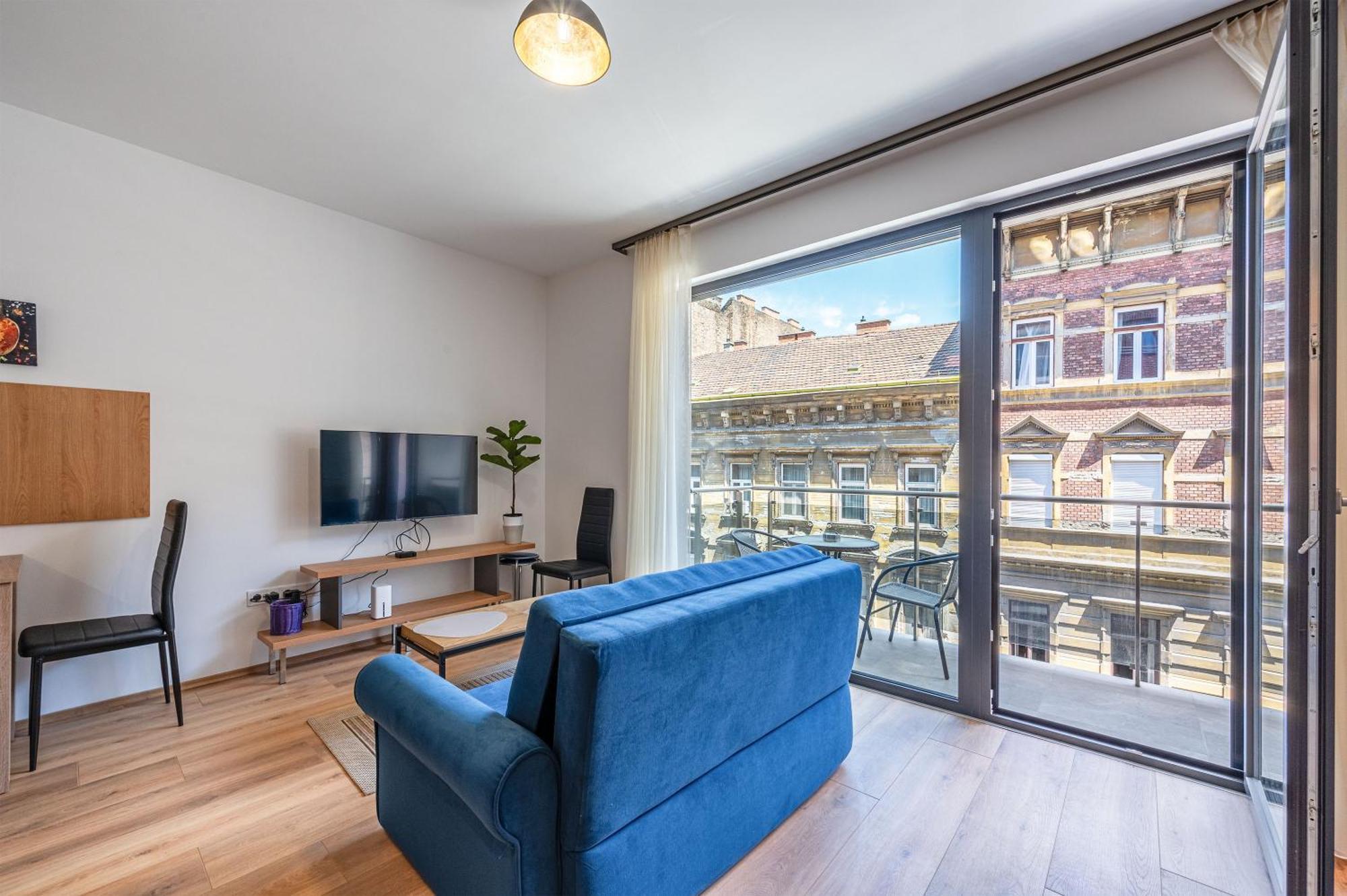 Csengery Apartamento *